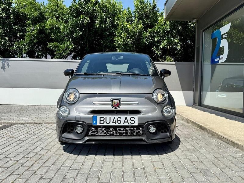 Usado Abarth 500 Pista 160 HP (117 kW) 2017 Cinza Citadino