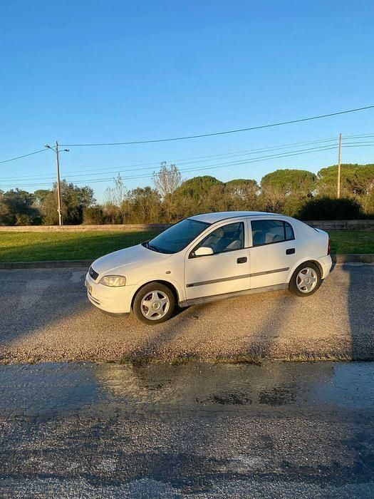 Usado 1999 Opel Astra Sedan | € 1.550 - Imagem 1/4