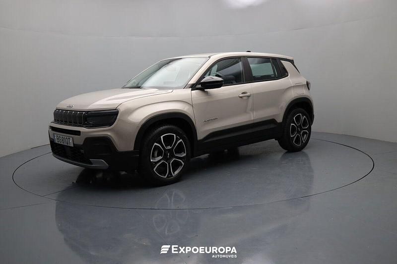 Branco Usado 2024 Jeep Avenger Altitude SUV | € 23.990 (Preço justo) - Imagem 1/4