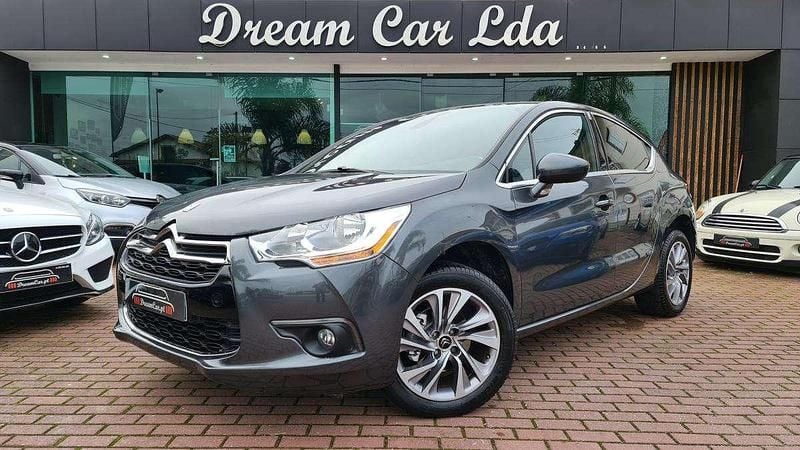 Antracite Usado 2015 Citroën DS4 Citadino | € 13.500 (Preço justo) - Imagem 1/4
