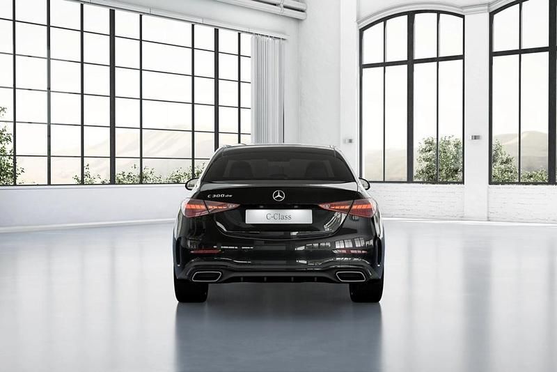 Novo Mercedes C300 197 HP (144 kW) 2025 Preto Sedan