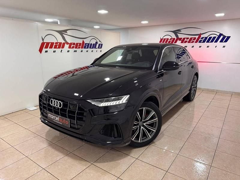 Preto Usado 2019 Audi Q8 S-Line SUV | € 63.750 - Imagem 1/4