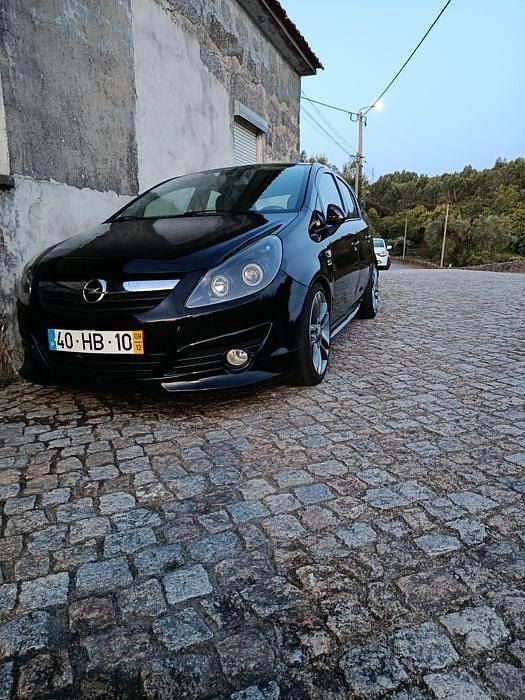 Usado 2008 Opel Corsa Sedan | € 3.700 (Super Preço) - Imagem 1/4