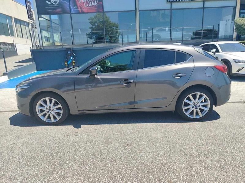 Cinzento Usado 2018 Mazda 3 Citadino | € 16.000 (Caro) - Imagem 1/4