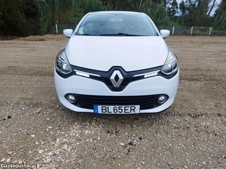 Branco Usado 2013 Renault Clio IV | € 6.500 (Bom preço) - Imagem 1/1