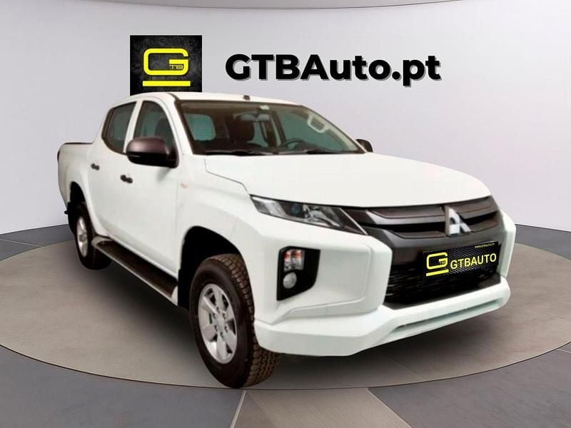 Usado Mitsubishi L200 150 HP (110 kW) 2023 Branco Pickup