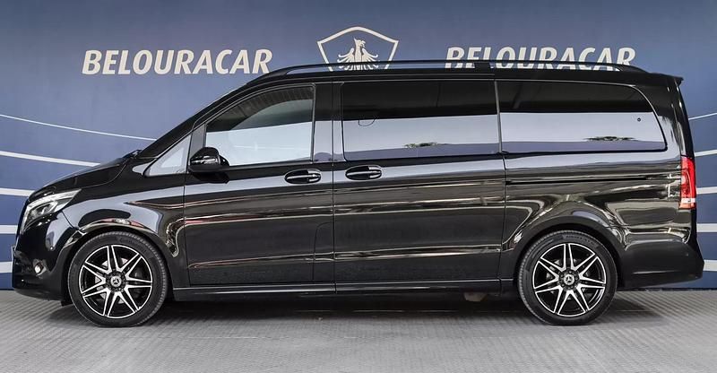 Usado Mercedes V250 Avantgarde 190 HP (139 kW) 2022 Preto Monovolume