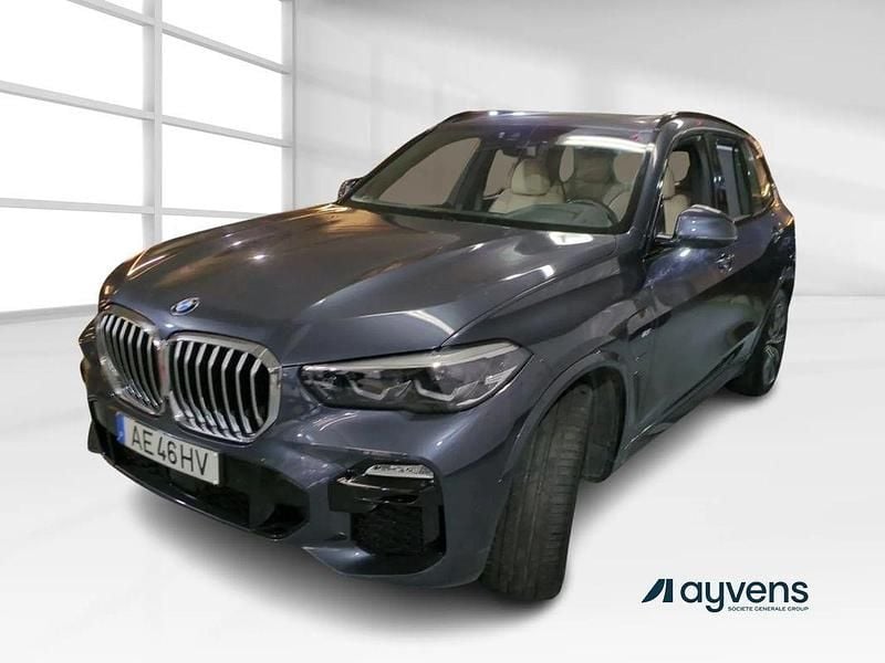 Cinza Usado 2020 BMW X5 SUV | € 54.500 - Imagem 1/4