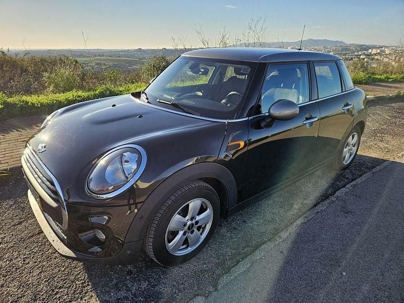 Usado 2017 Mini ONE Citadino | € 15.990 (Bom preço) - Imagem 1/4