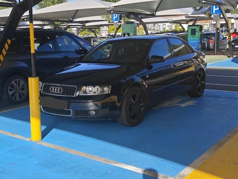 Usado 2002 Audi A4 Sedan | € 2.500 (Super Preço) - Imagem 1/4