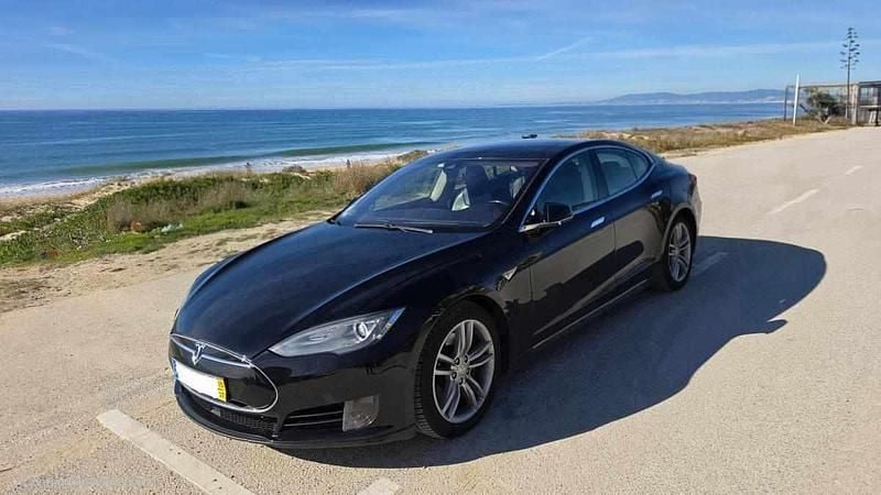 Preto Usado 2018 Tesla Model S Citadino | € 24.450 (Bom preço) - Imagem 1/4
