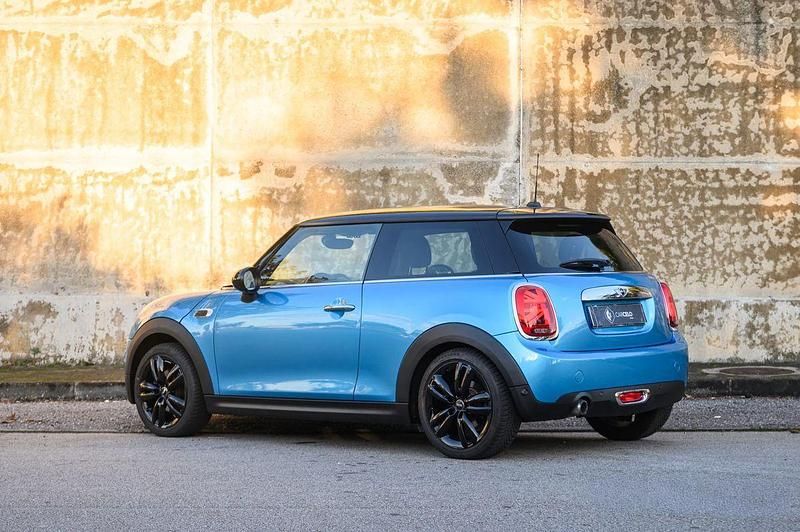 Azul Usado 2015 Mini Cooper D Citadino | € 13.990 (Preço justo) - Imagem 1/4