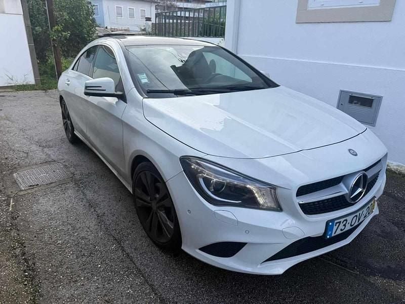 Branco Usado 2014 Mercedes CLA200 Coupé | € 11.500 (Bom preço) - Imagem 1/4