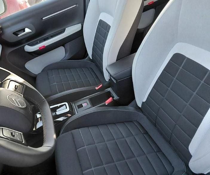 Usado Citroën e-C3 83 kW (113 HP) 2025 Preto SUV