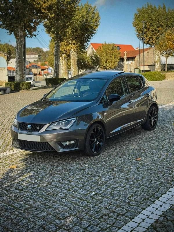 Usado Seat Ibiza FR 86 HP (63 kW) 2015 Castanho