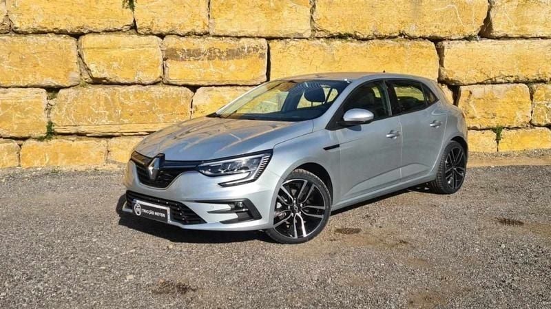 Cinza Usado 2022 Renault Mégane IV Intens Citadino | € 24.500 (Preço justo) - Imagem 1/4