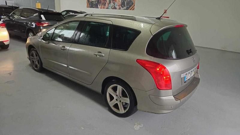 Usado Peugeot 308 109 HP (80 kW) 2010 Cinzento Carrinha