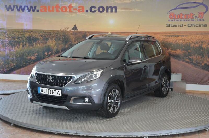 Antracite Usado 2019 Peugeot 2008 SUV | € 16.000 (Bom preço) - Imagem 1/4