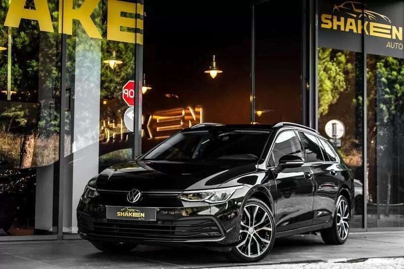 Preto Usado 2021 VW Golf VIII Life Carrinha | € 19.900 (Preço justo) - Imagem 1/4
