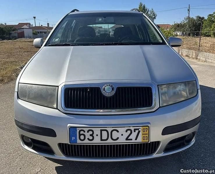 Cinza Usado 2007 Skoda Fabia | € 4.100 (Preço justo) - Imagem 1/1