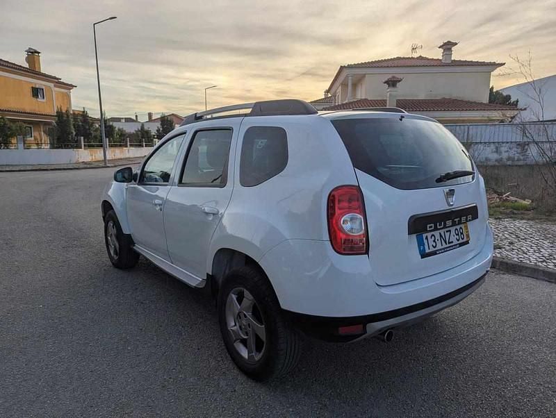 Usado Dacia Duster 107 HP (78 kW) 2013 Branco Citadino