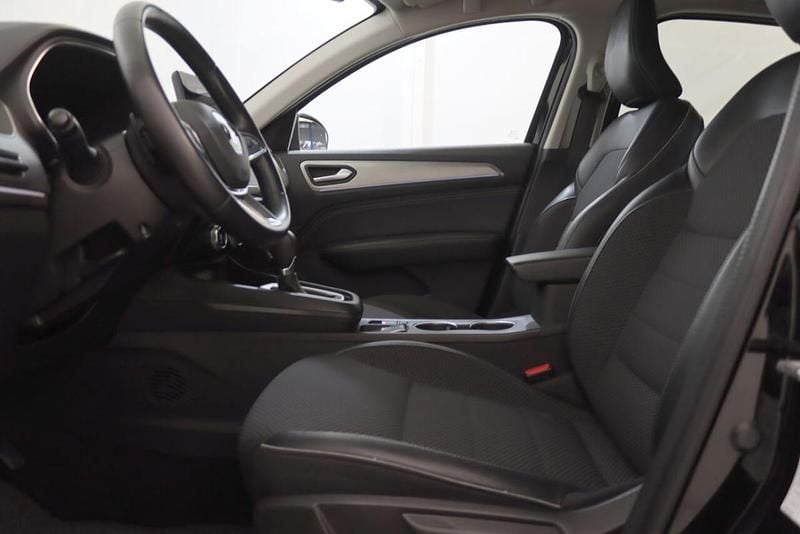 Usado Renault Arkana 158 HP (116 kW) 2023 Preto SUV