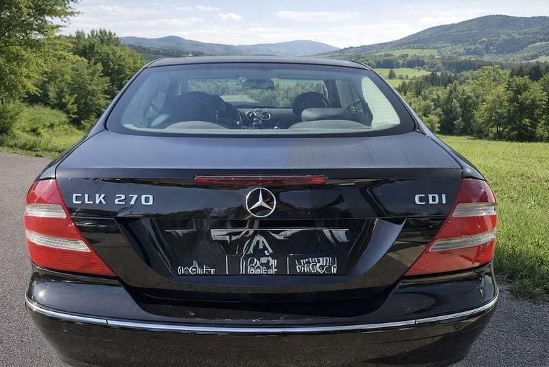 Usado Mercedes CLK270 163 HP (119 kW) 2005