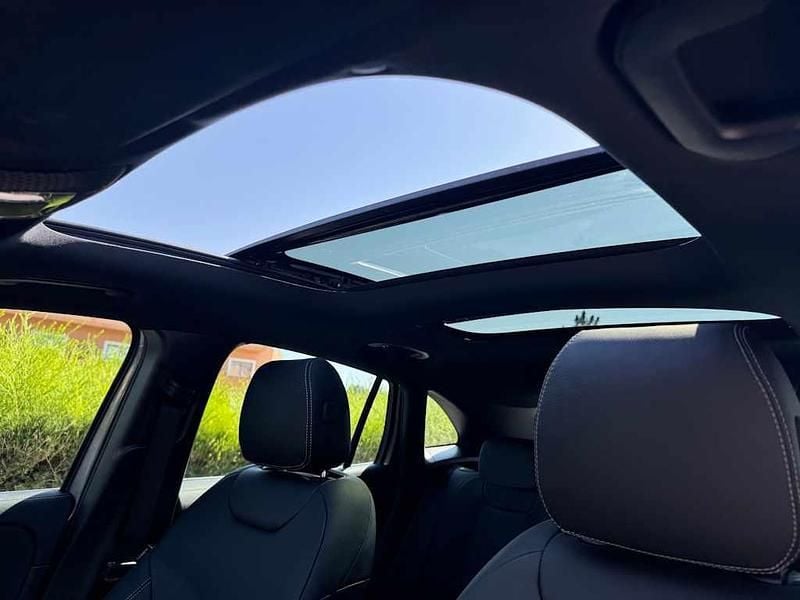 Usado Mercedes EQA250 139 kW (190 HP) 2021 Cinzento SUV