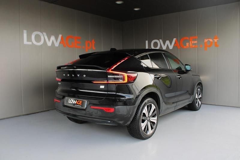 Usado Volvo C40 169 kW (231 HP) 2023 Preto SUV