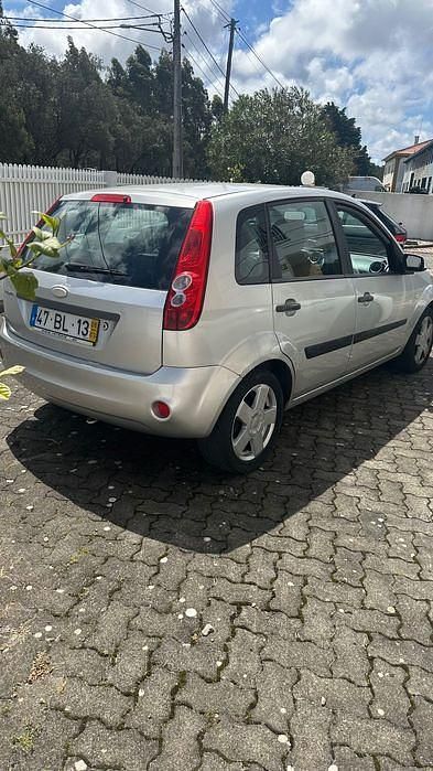 Usado 2006 Ford Fiesta Citadino | € 3.500 (Preço elevado) - Imagem 1/4