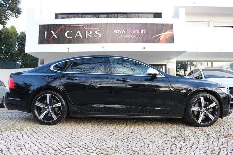 Usado Volvo S90 391 HP (287 kW) 2019 Preto Sedan