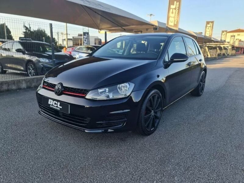 Usado VW Golf VII Highline 105 HP (77 kW) 2015 Preto Citadino
