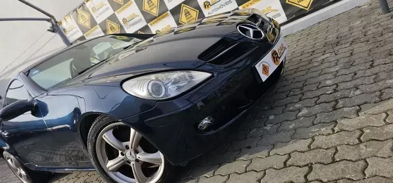 Usado Mercedes SLK200 163 HP (119 kW) 2004 Azul Cabrios