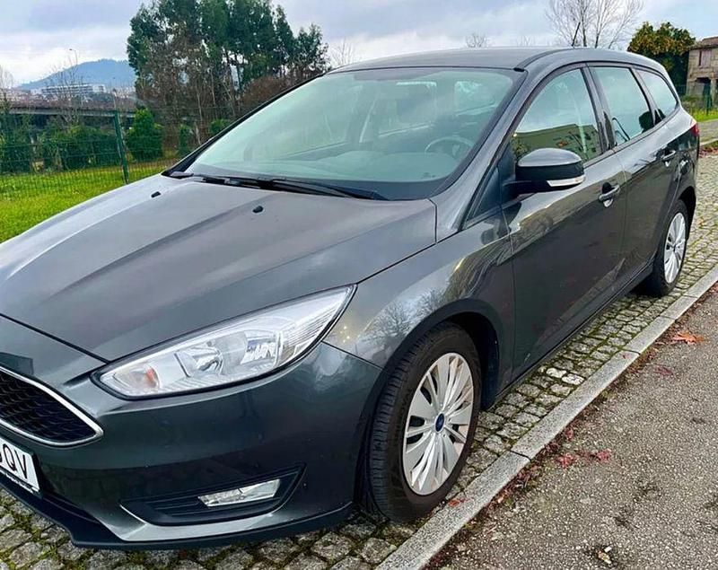 Usado 2018 Ford Focus Sedan | € 7.000 (Super Preço) - Imagem 1/4