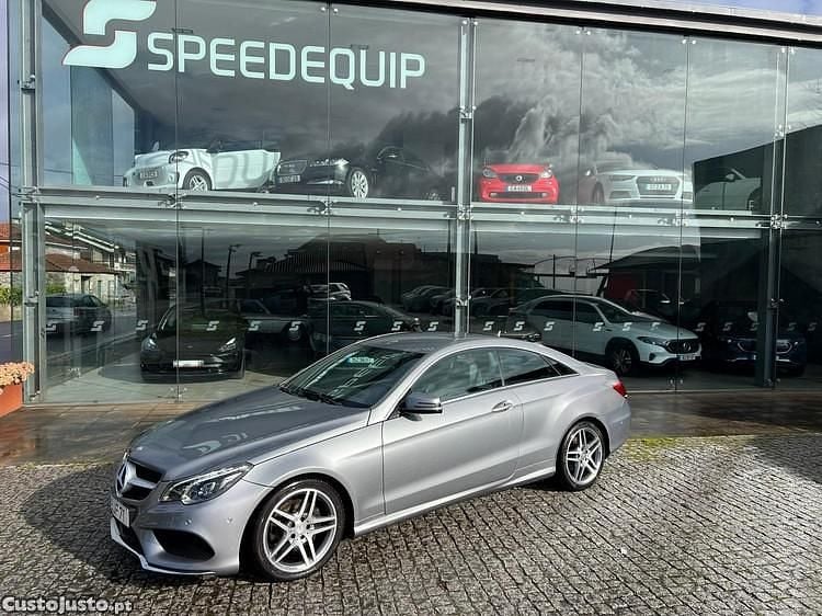 Cinza Usado 2012 Mercedes E220 Avantgarde Coupé | € 19.900 (Caro) - Imagem 1/1