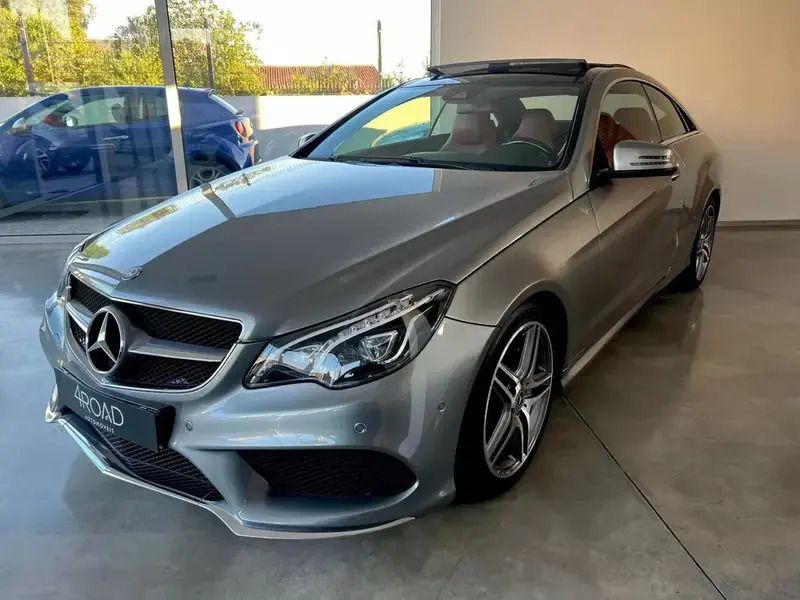 Cinzento Usado 2015 Mercedes E220 Coupé | € 24.999 (Preço elevado) - Imagem 1/4