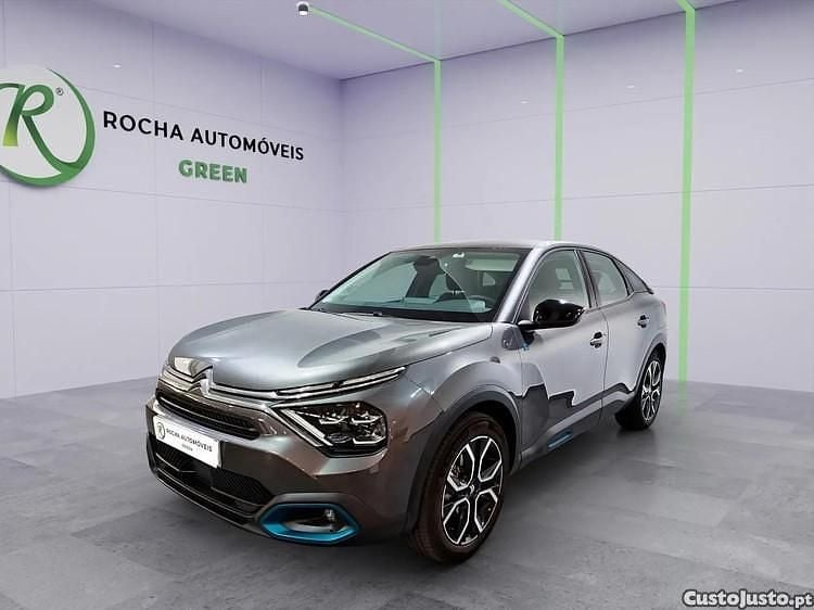 Usado Citroën e-C4 Feel 100 kW (136 HP) 2023 Cinza SUV