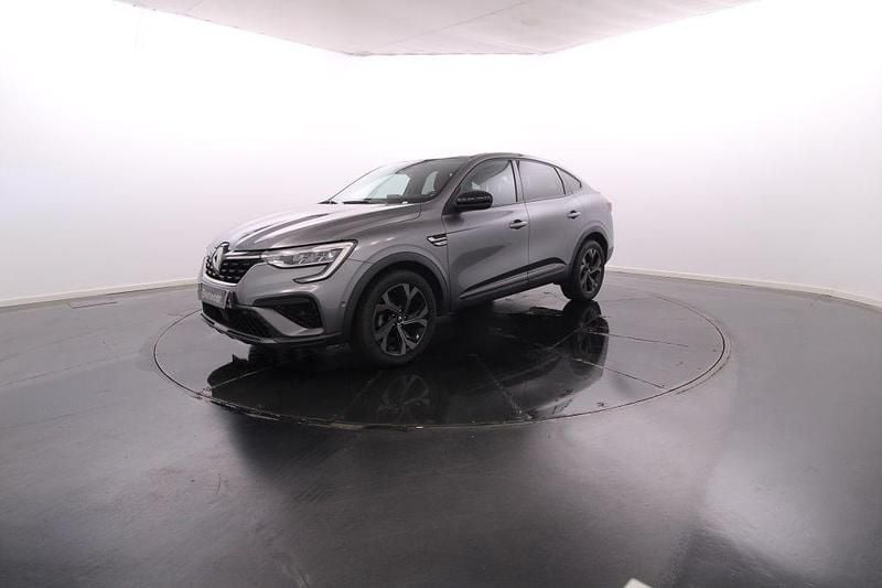 Cinzento Usado 2023 Renault Arkana SUV | € 33.950 - Imagem 1/4