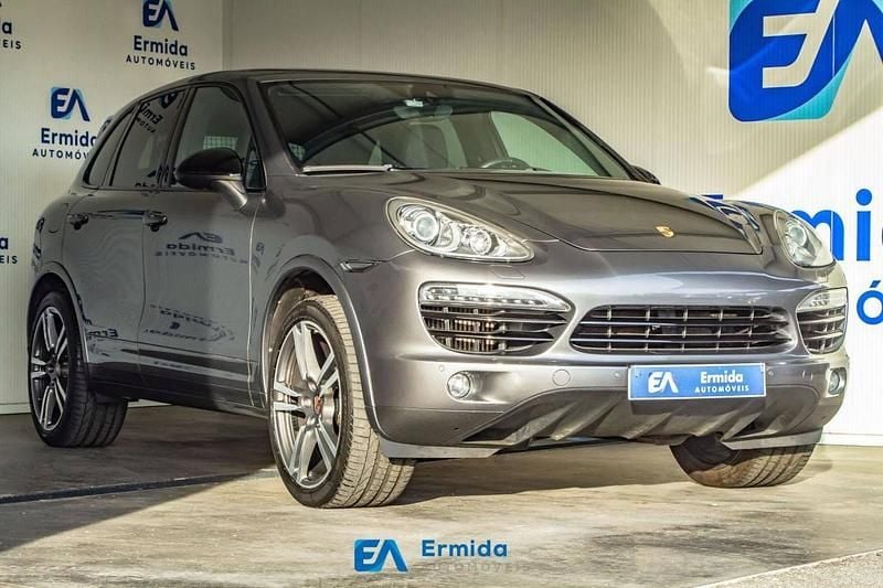 Antracite Usado 2014 Porsche Cayenne SUV | € 37.500 (Super Preço) - Imagem 1/4