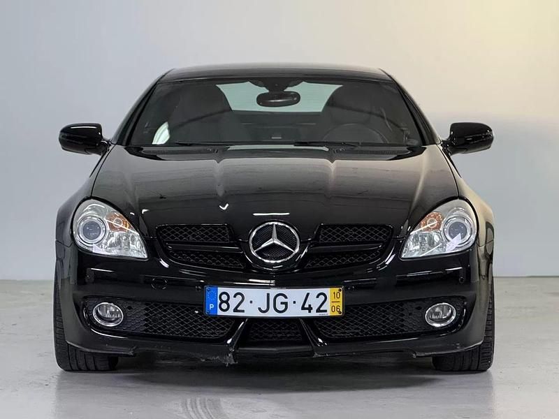 Usado Mercedes SLK200 183 HP (134 kW) 2010 Preto Cabrios
