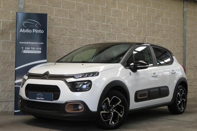 Branco Usado 2023 Citroën C3 PureTech Citadino | € 14.750 (Preço justo) - Imagem 1/4