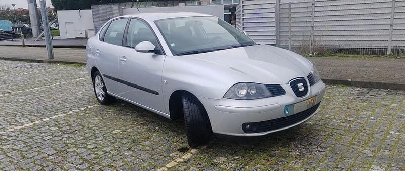 Usado Seat Cordoba 75 HP (55 kW) 2006 Sedan