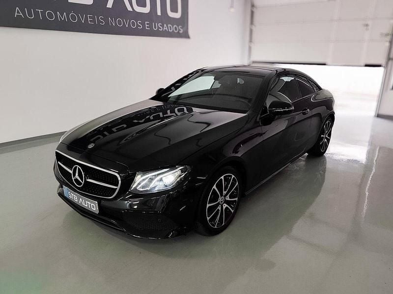 Usado Mercedes E220 194 HP (142 kW) 2018 Preto Coupé