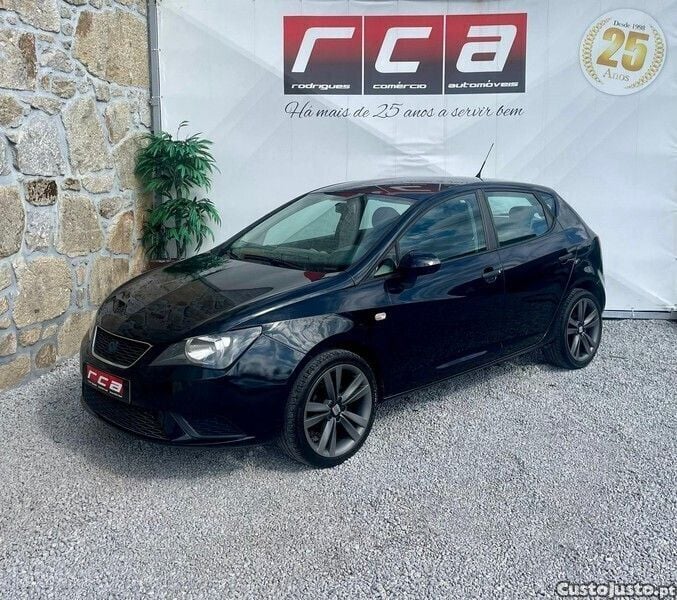 Preto Usado 2014 Seat Ibiza Reference Citadino | € 7.999 (Super Preço) - Imagem 1/1