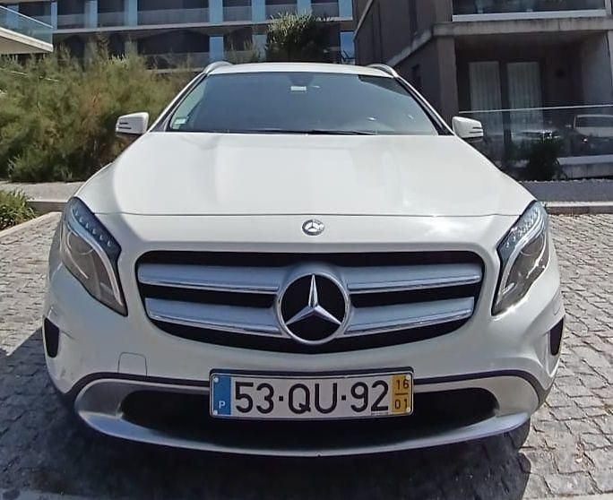 Usado 2016 Mercedes GLA180 SUV | € 13.470 (Preço justo) - Imagem 1/4