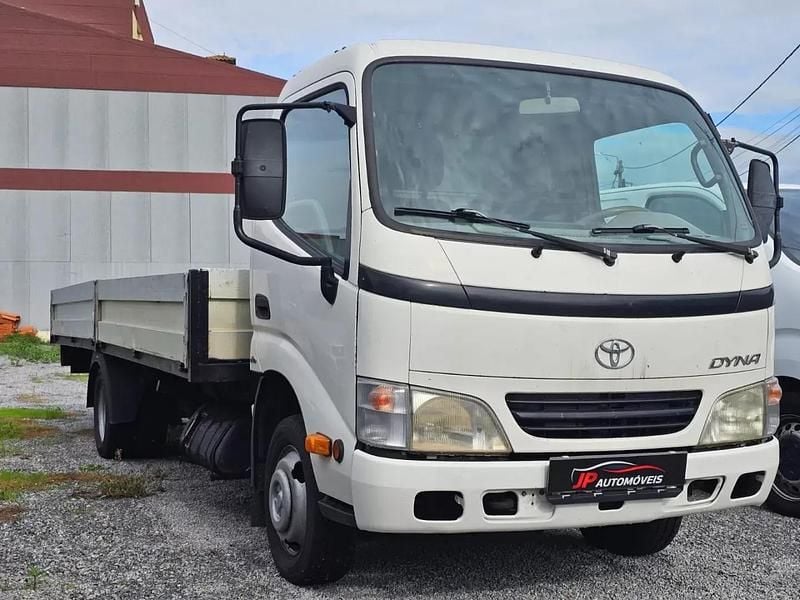Branco Usado 2007 Toyota Dyna Pickup | € 15.999 - Imagem 1/4