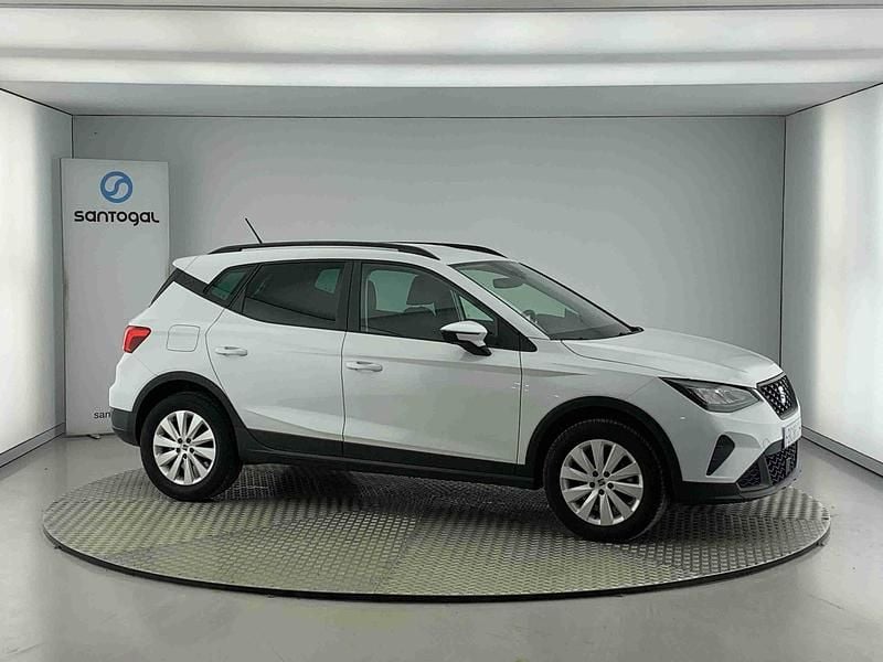 Branco Usado 2023 Seat Arona Style SUV | € 17.490 (Preço justo) - Imagem 1/4