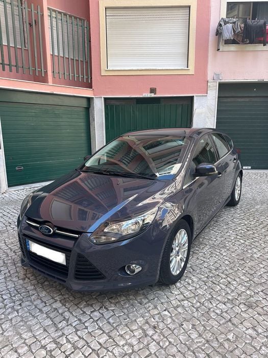 Usado 2011 Ford Focus Titanium Sedan | € 6.950 (Bom preço) - Imagem 1/4
