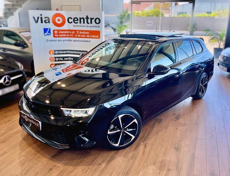 Preto Usado 2024 Opel Astra GS Line Carrinha | € 23.650 (Preço justo) - Imagem 1/4