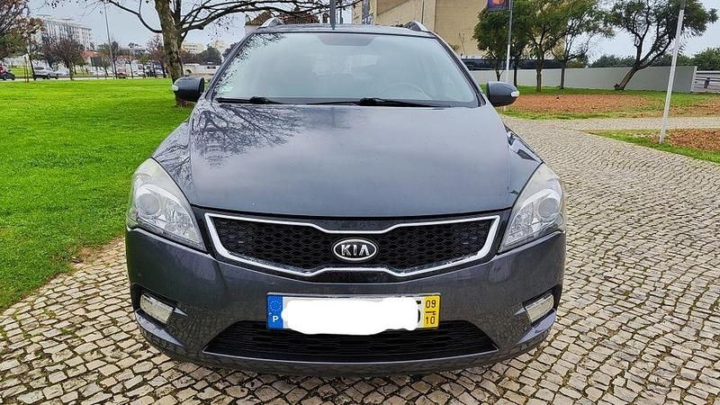 Usado Kia Ceed 115 HP (84 kW) 2009 Citadino